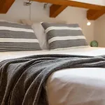 Luxury 350 Sq Mt Flat With Terrace Central Trieste