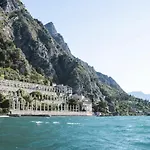 Ca Dela Nua