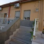 Lemon Apartments