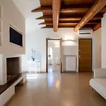 Luxury Apartment Desenzano Del Garda