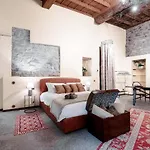 Historical Suites - The House Of Travelers