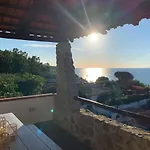 Boutique Apartment With Beach Within Walking Distance, Near Tropea
