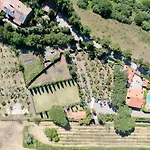 Tuscan Villa, Private Pool And Tennis Court Garden,Wi-Fi, Ac, Pet Friendly