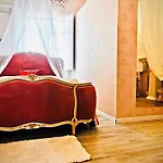 Suite Thats Amore Day Use