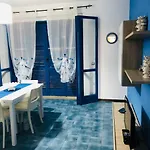 Blue House Tropea