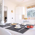 Villa Jole