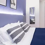 Pregiata Camera Con Bagno Privato - Blu Di Persia