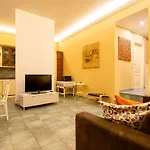 Altido Family Apart For 5 In Central Pisa On Riverside