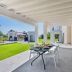 La Cittadella Pt-2 Apartment By Wonderful Italy