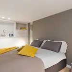 Suite Grimoldi - By Myhomeincomo