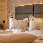 Nature Hotel Delta