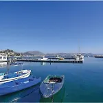 Comfortable And Spacious Villa - Baia Domizia