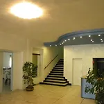 New Park Hotel