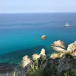 Tropea Zambrone House