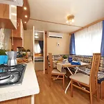 Holiday Home Maxi Caravan Deluxe By Interhome