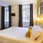 Tram Apartment For 4 Guests
