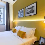 Tram Apartment For 4 Guests