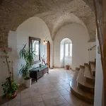 La Loggia Della Gatta