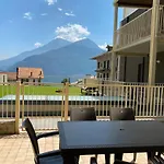 Modern Apartments Lake View With Pool