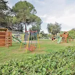 Nice Home In Baia Domizia S,Aurunca With Kitchen