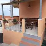 Casa La Piazzetta Di Pomonte