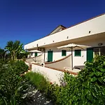 Europa Rooms And Restaurant