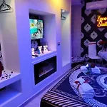 Love Suite