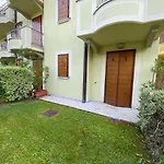 Fronte Lago Casa Vacanze