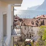 La Terrazza Del Lago