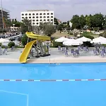 Hotel Week-End