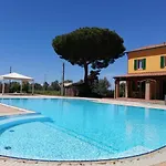 Ombra Verde Resort Rooms & Apartments