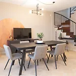 Petra Apuana Luxury Apartment