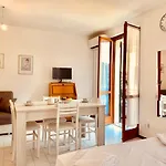 Angel Apt Sirmione