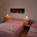 Hotel Taioli Meuble