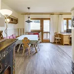 Chalet Alvera - Stayincortina