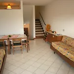 Girasole Con Piscina, Tipo G Ai Piani