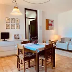 Azalea Apt Sirmione