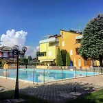 Apt 2 Garden Ville Sirmione
