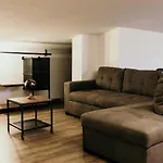 Manhattan House
