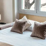 Joivy Superb Family Flat In Como Perfect Centre