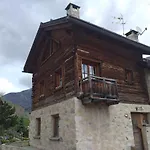Love Chalet