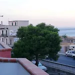 House With Sea View/Casa Con Terrazzo Vista Mare