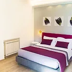 On' Michele Guest House