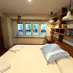 Lovely Apartment On The Sea Side