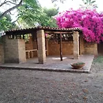 Praialonga Kr Casa Vacanze Fronte Mare