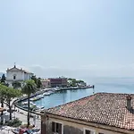 Il Golfo Attico Vista Lago