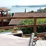Casaalma Pool, Terrace & Lakeview