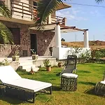5 Bedroom Awesome Home In Brancaleone
