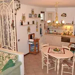 Claudia House Green Residence Sirmione