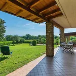 Casa Alba Con Giardino E Patio By Wonderful Italy